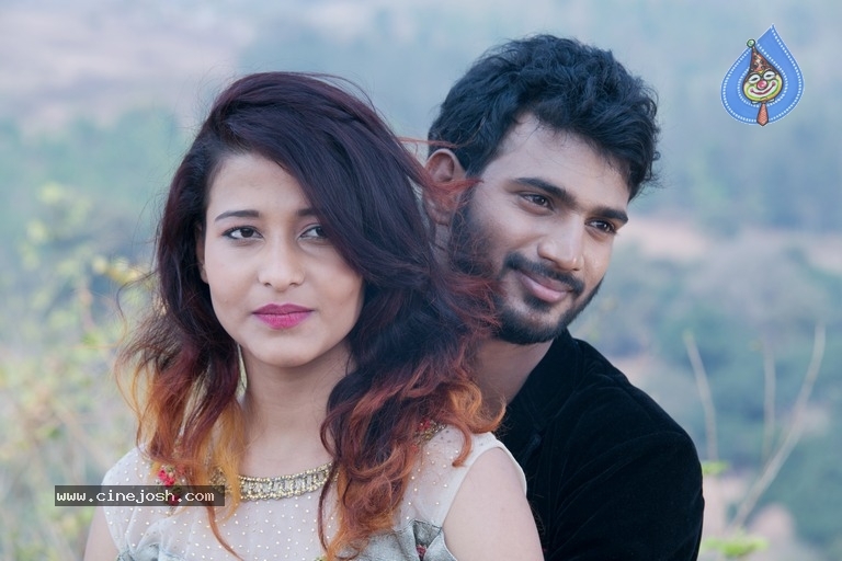 M6 Movie Working Stills - 9 / 15 photos