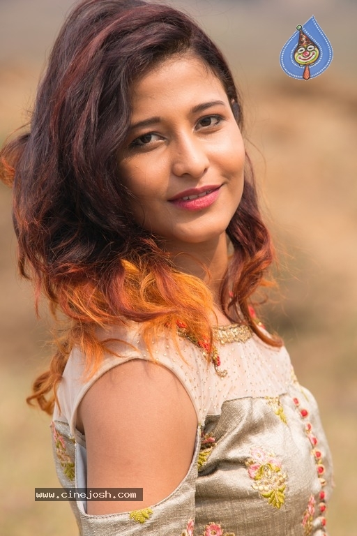 M6 Movie Working Stills - 13 / 15 photos