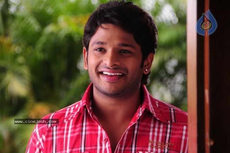 Maa Abbai Engineering Student Movie Stills - 19 / 34 photos