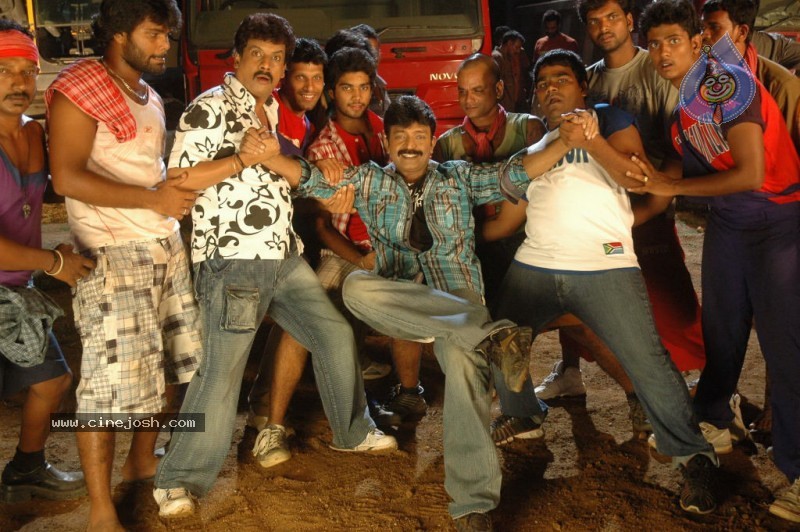 Maa Annayya Bangaram Movie Stills - 31 / 46 photos