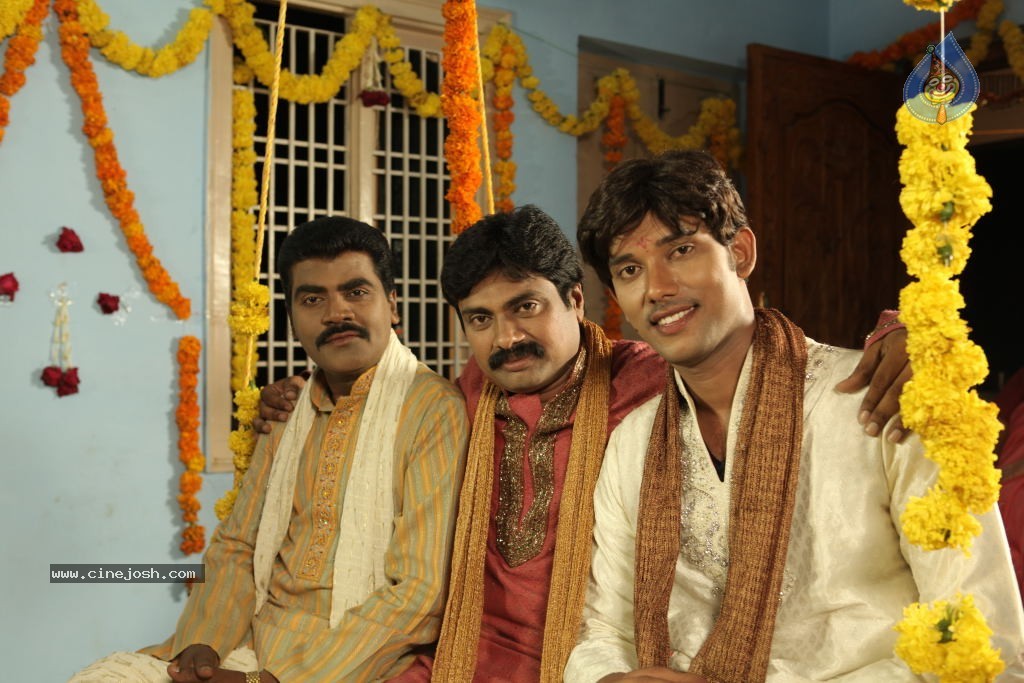 Maa Palle Repallantaa Movie Stills - 19 / 42 photos