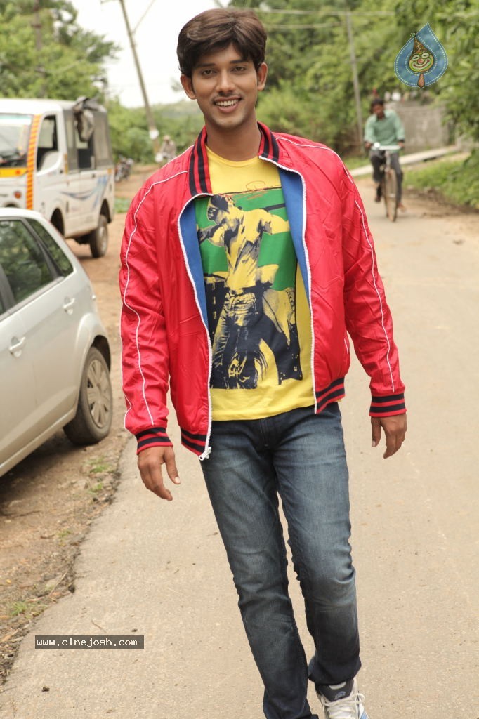 Maa Palle Repallantaa Movie Stills - 39 / 42 photos