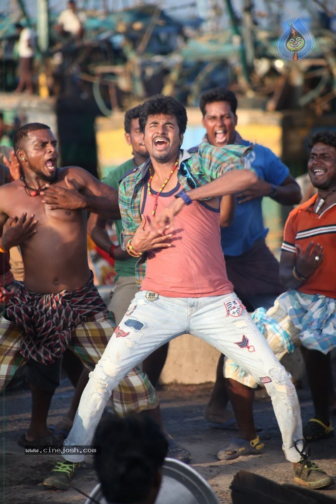 Maan Karate Tamil Movie Stills - 33 / 91 photos