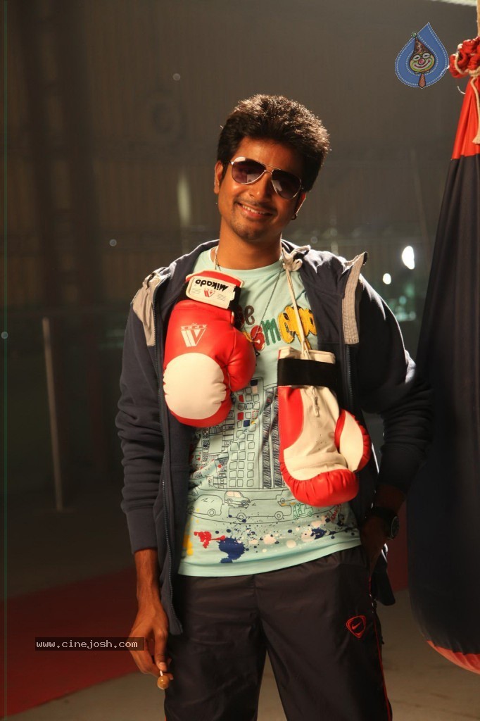 Maan Karate Tamil Movie Stills - 64 / 91 photos