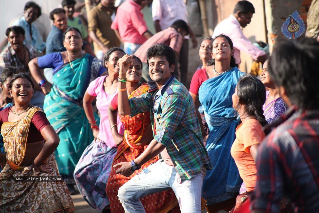 Maan Karate Tamil Movie Stills - 65 / 91 photos