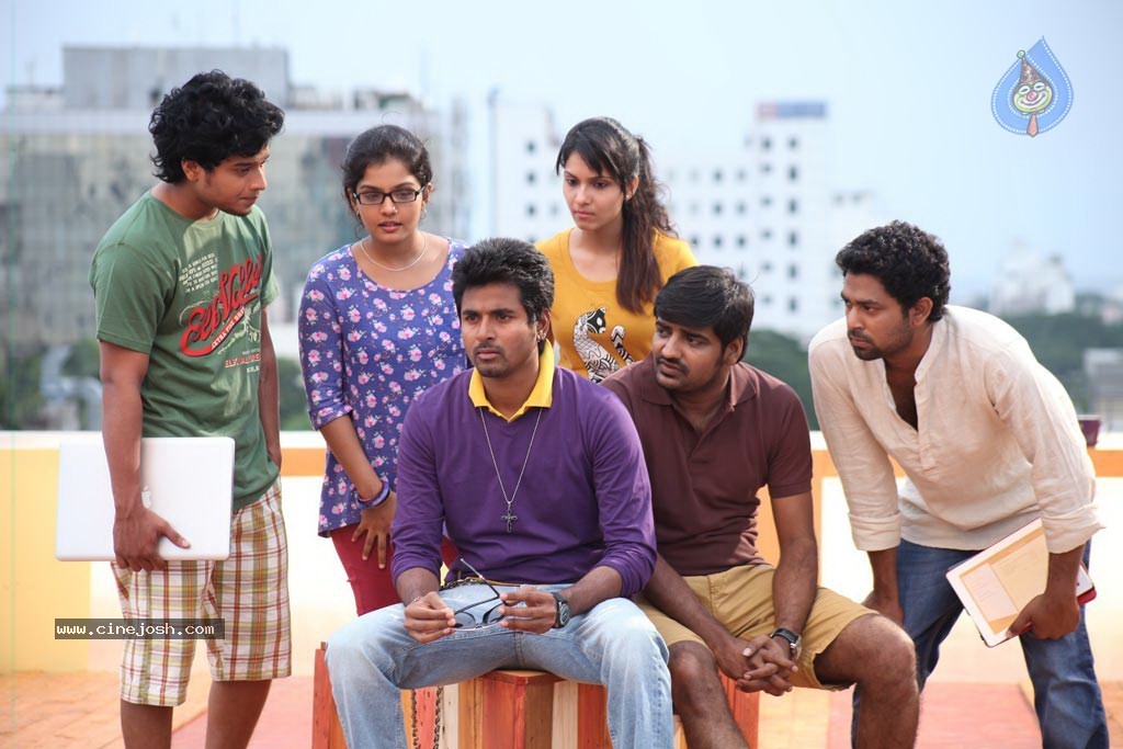 Maan Karate Tamil Movie Stills - 77 / 91 photos