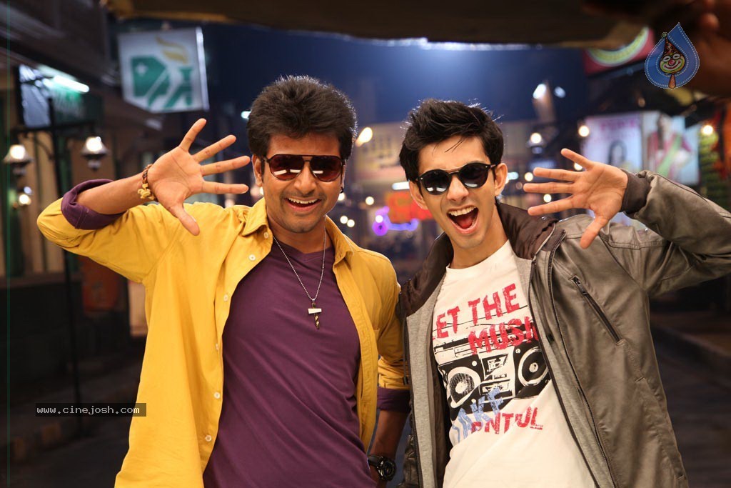 Maan Karate Tamil Movie Stills - 90 / 91 photos