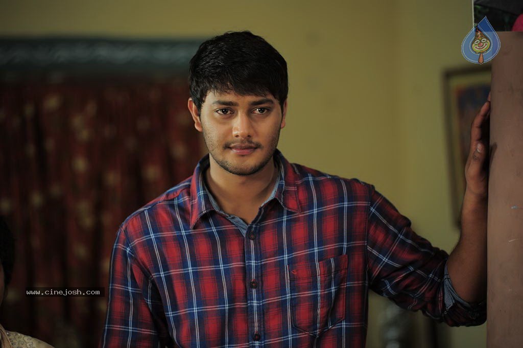 Maanadhi Mayam Seithai Tamil Movie Photos - 54 / 115 photos