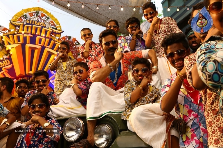 Maari 2 Movie Stills And Working Stills - 42 / 56 photos