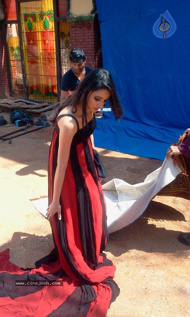 Maaya Chitram Movie Stills n Posters - 17 / 23 photos