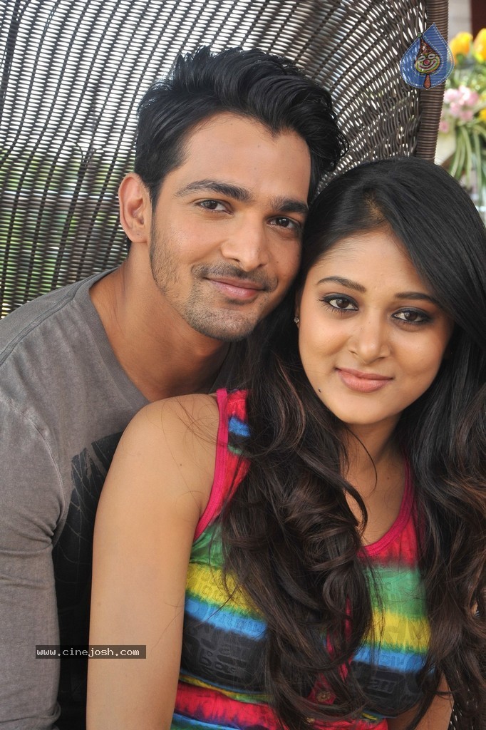 Maaya Movie New Stills - 11 / 15 photos