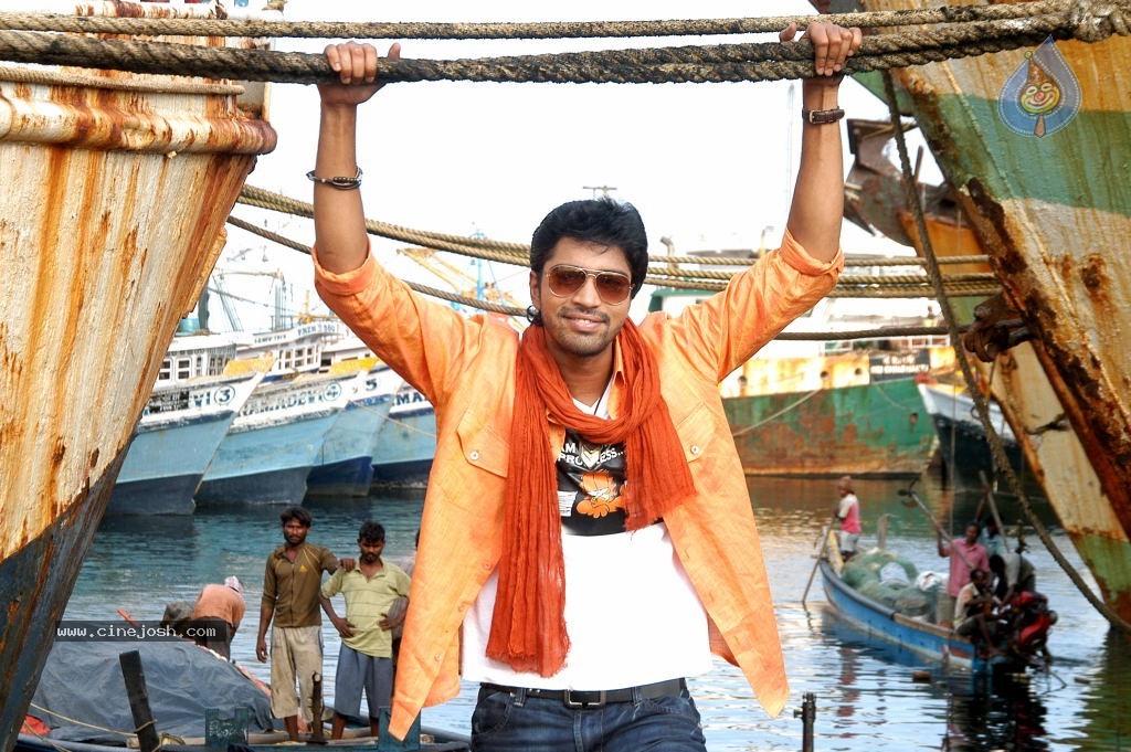 Madatha Kaja Movie Stills - 1 / 32 photos