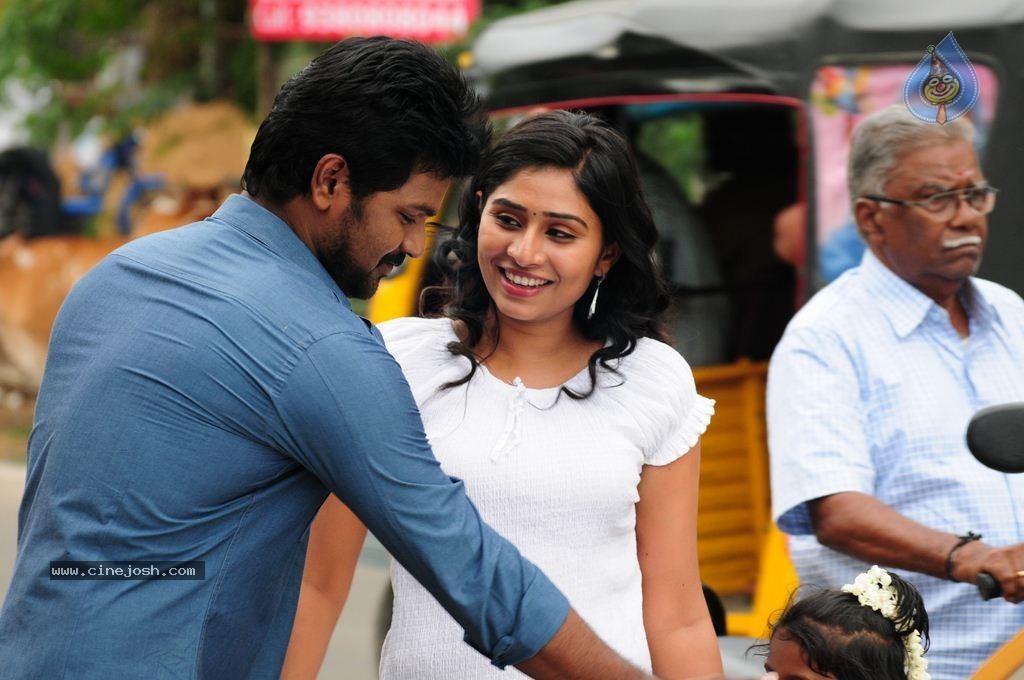 Madurai Maavendharkal Tamil Movie Stills - 24 / 64 photos