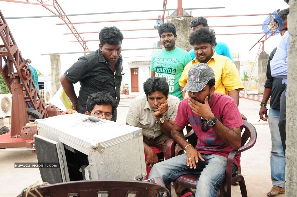 Madurai Maavendharkal Tamil Movie Stills - 27 / 64 photos