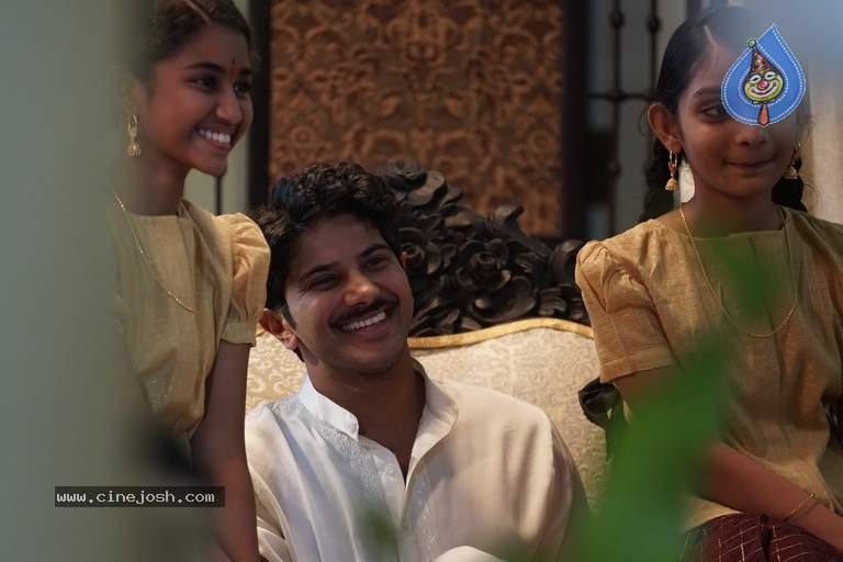 Mahanati Deleted Scene Photos - 2 / 9 photos