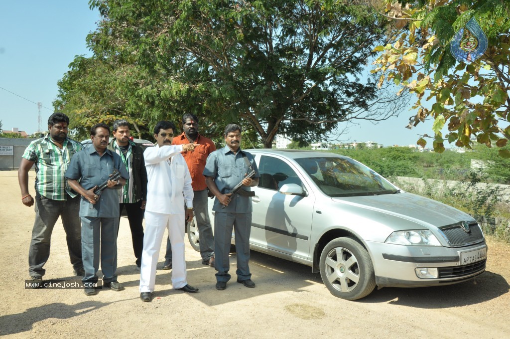 Maharajasri Gaaligadu Movie Hot Stills - 41 / 62 photos