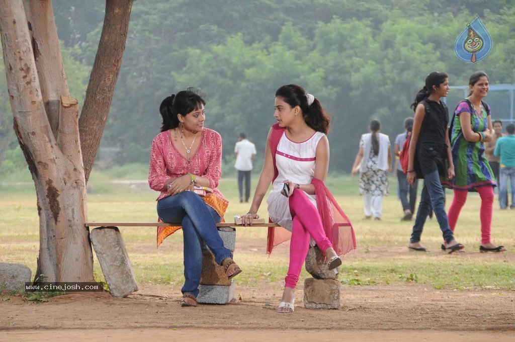 Mahesh Movie Hot Stills - 20 / 78 photos