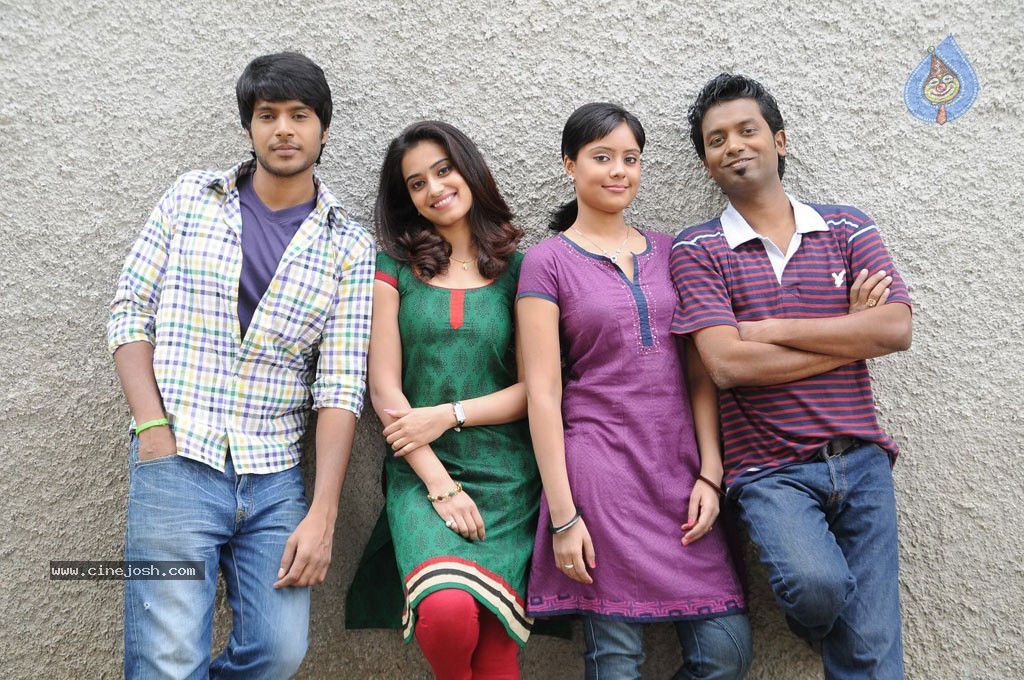 Mahesh Movie Hot Stills - 73 / 78 photos