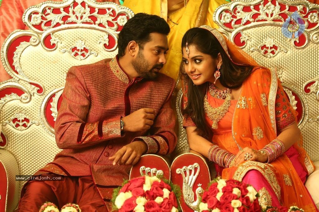 Mailanchi Monjulla Veedu Film Stills - 27 / 120 photos