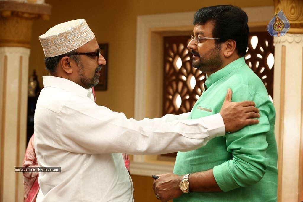 Mailanchi Monjulla Veedu Film Stills - 115 / 120 photos