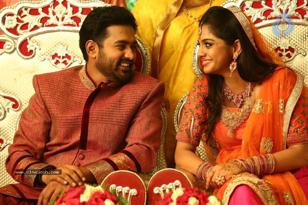 Mailanchi Monjulla Veedu Film Stills - 119 / 120 photos