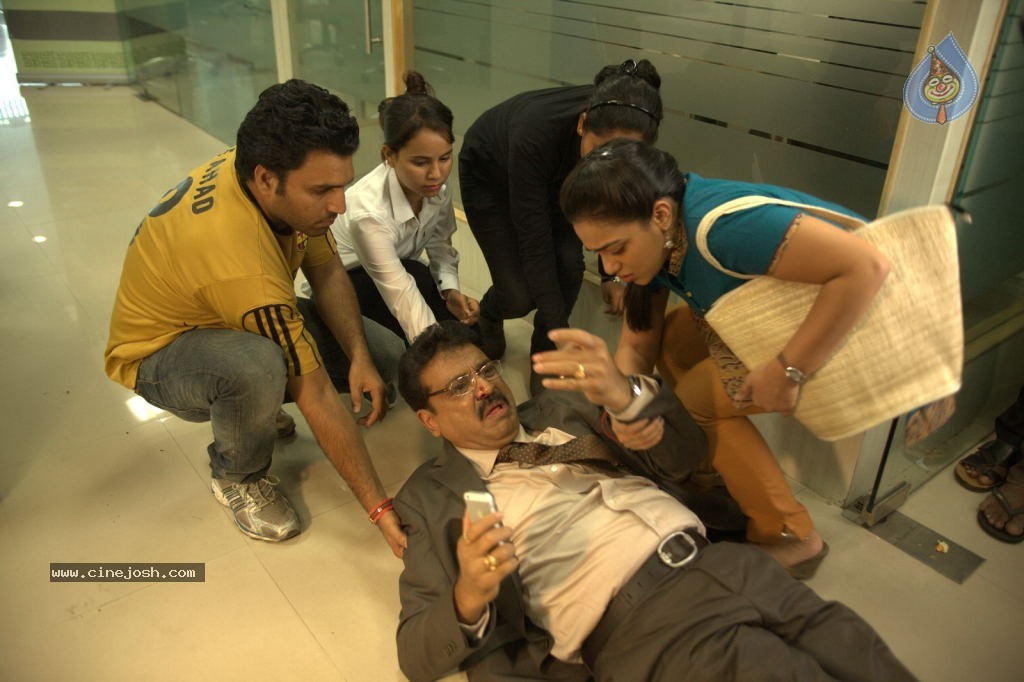 Malini 22 Movie New Stills - 51 / 76 photos