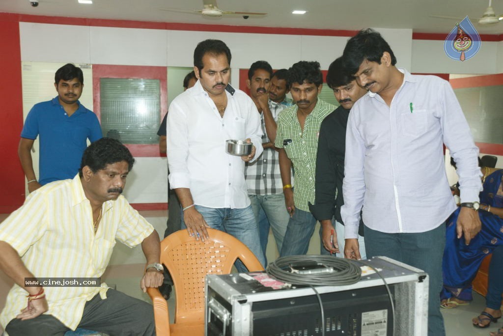 Malligadu Marriage Bureau Stills n Walls - 92 / 152 photos