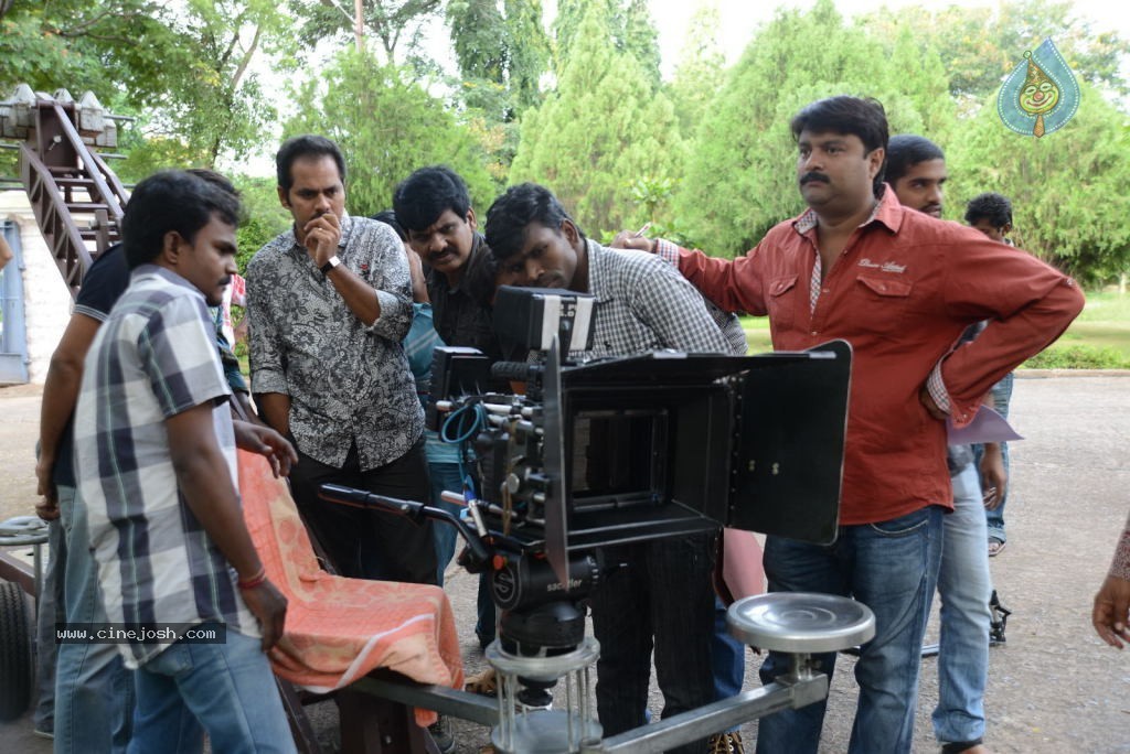 Malligadu Marriage Bureau Stills n Walls - 151 / 152 photos