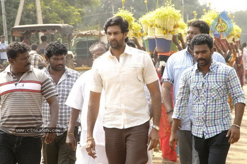 Mallikattu Tamil Movie Stills - 46 / 85 photos