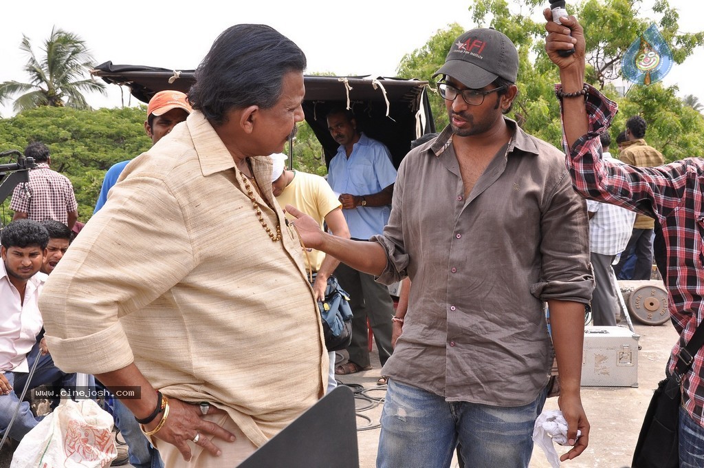 Malupu Movie Stills n Posters - 76 / 119 photos