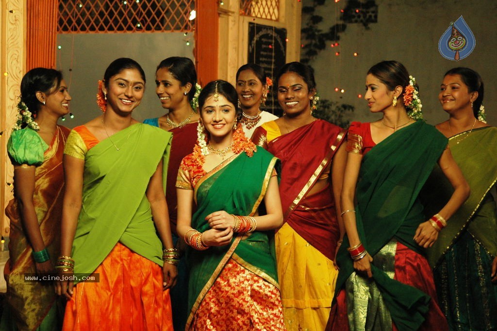 Mana Kurralle Movie Stills n Walls - 22 / 49 photos