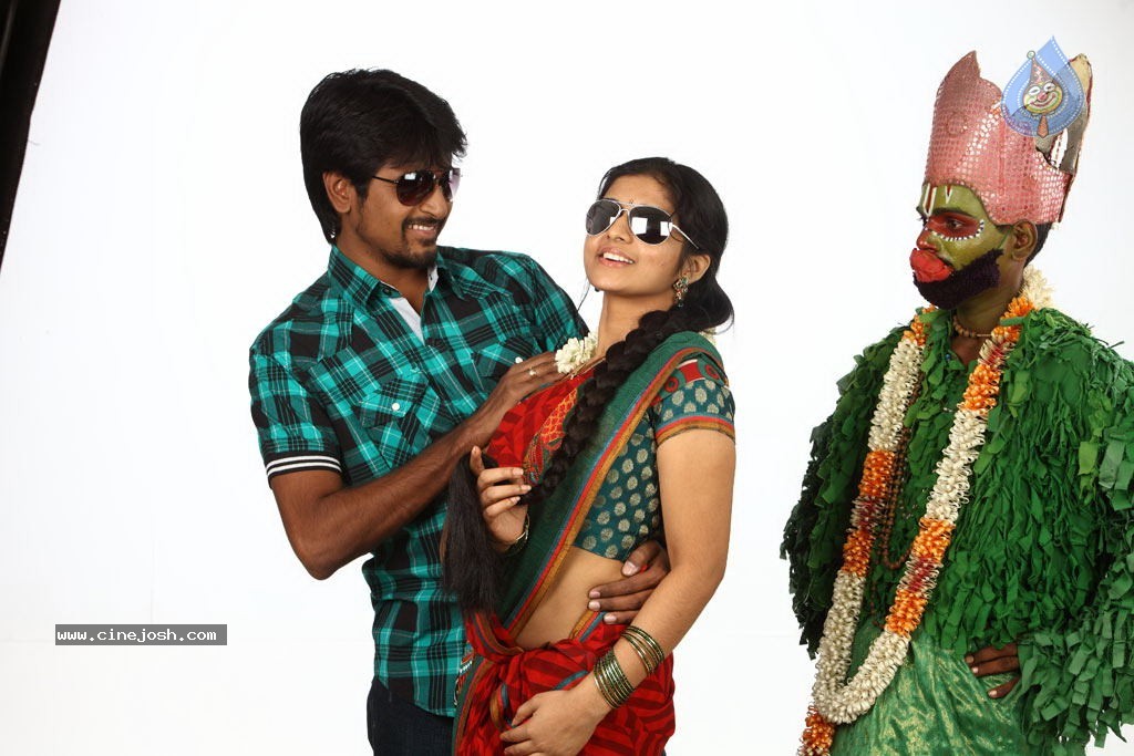 Manam Kothi Paravai Tamil Movie Stills - 24 / 66 photos
