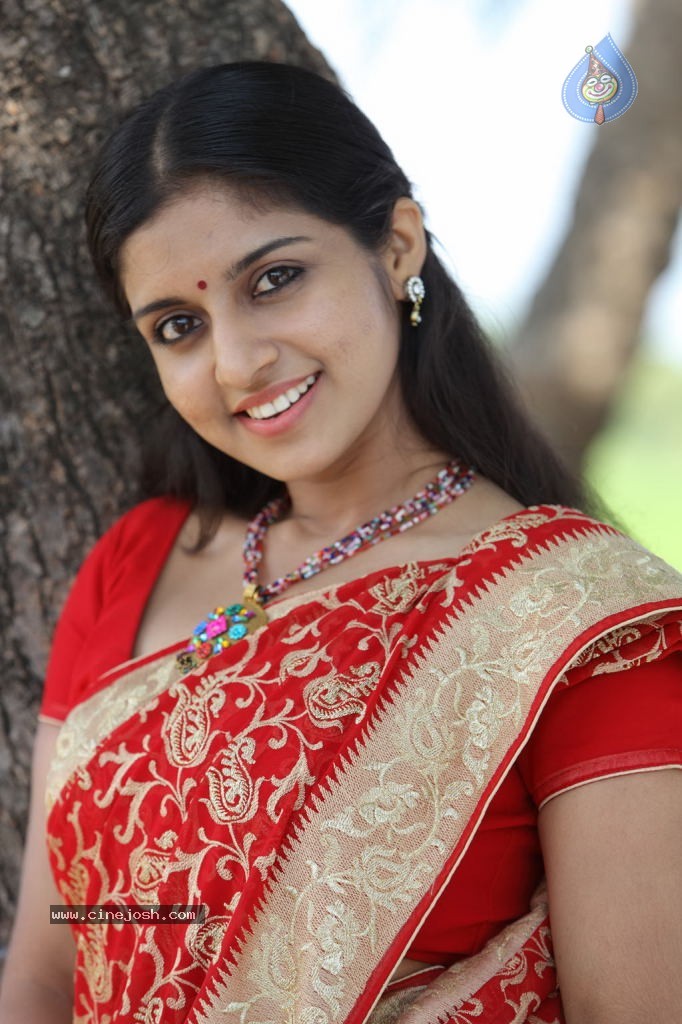 Manam Kothi Paravai Tamil Movie Stills - 65 / 66 photos
