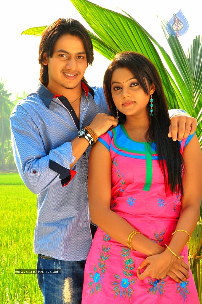 Manasaa Thullipadakey Movie Stills - 7 / 11 photos