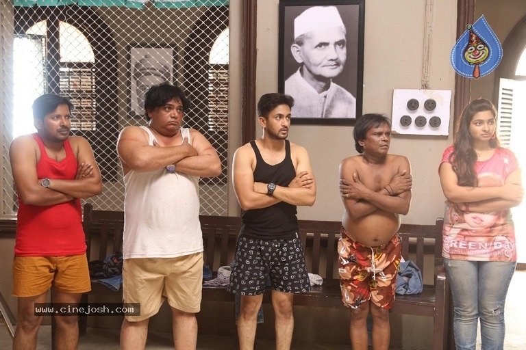 Manasainodu Movie Stills - 49 / 54 photos