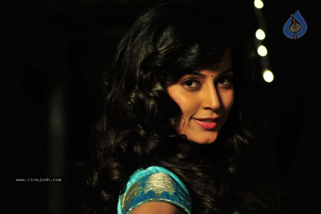 Manasunu Maaya Seyake Movie Stills - 22 / 30 photos