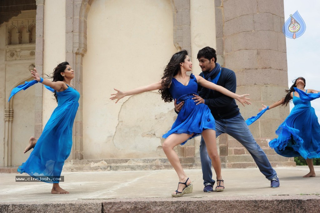 Manasunu Maya Seyake New Photos - 24 / 76 photos