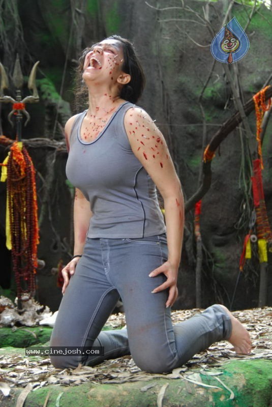 Mangala Movie Gallery - 9 / 50 photos