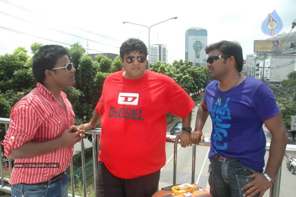 Mango Movie Spicy Stills - 9 / 13 photos