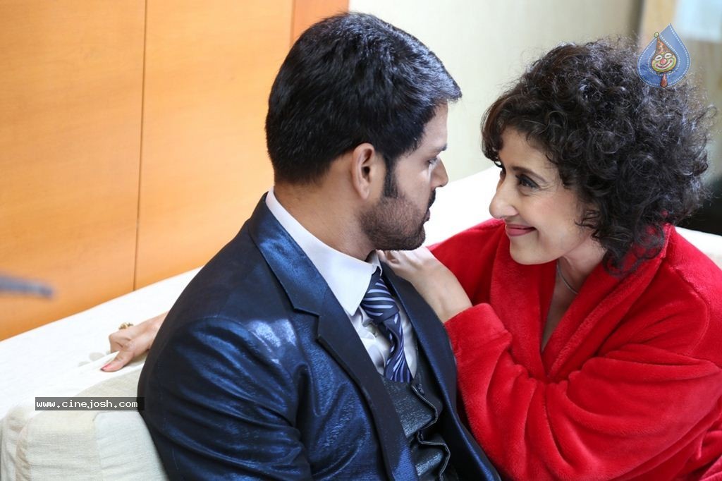 Manisha Koirala in Oru Melliya Kodu Tamil Movie - 10 / 10 photos