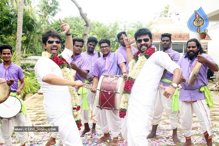 Mannar Vagera Movie Stills - 3 / 15 photos