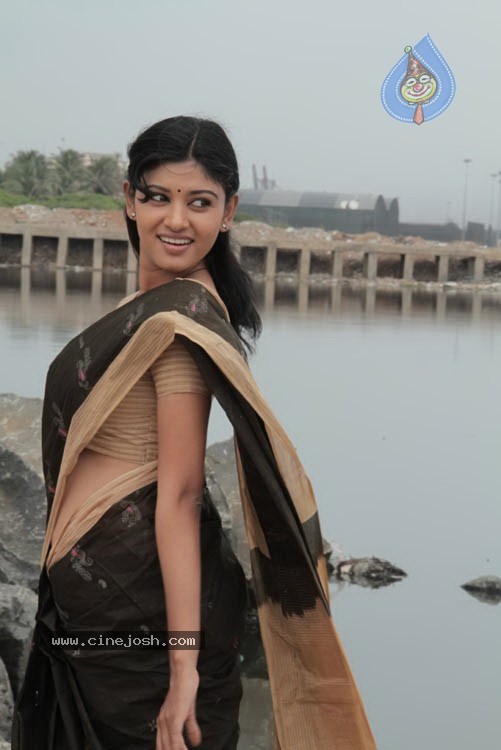 Marina Movie Stills - 10 / 87 photos