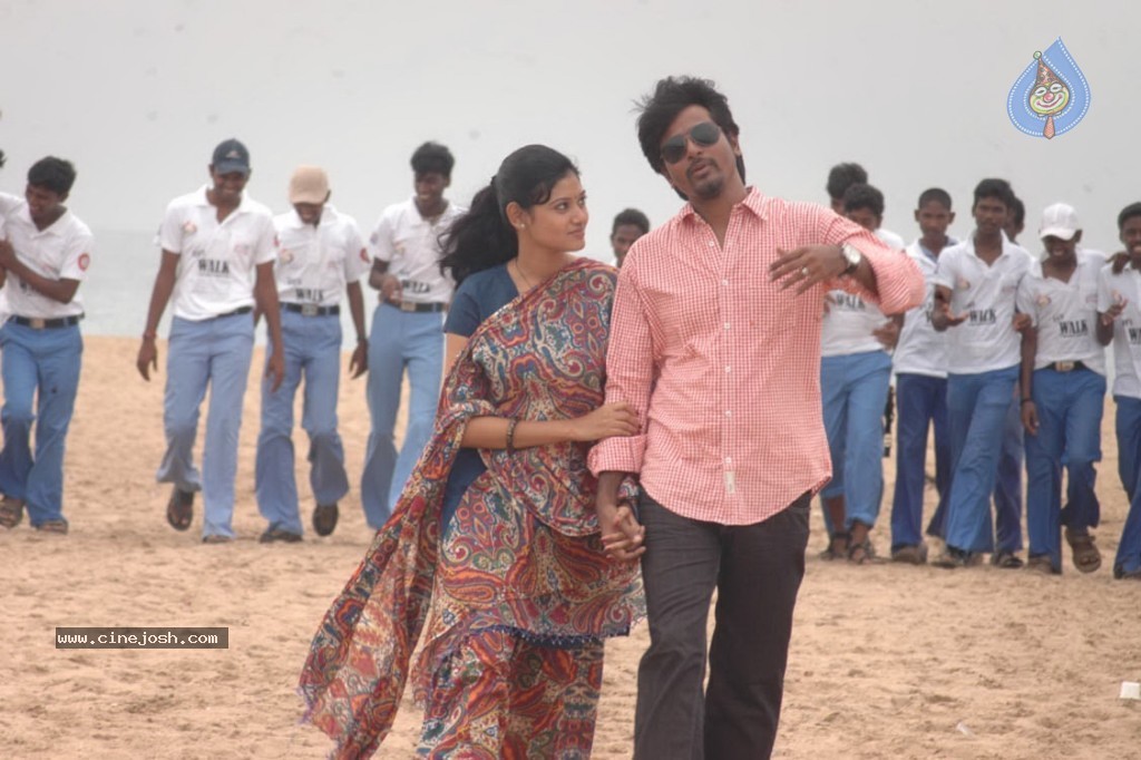 Marina Movie Stills - 12 / 87 photos