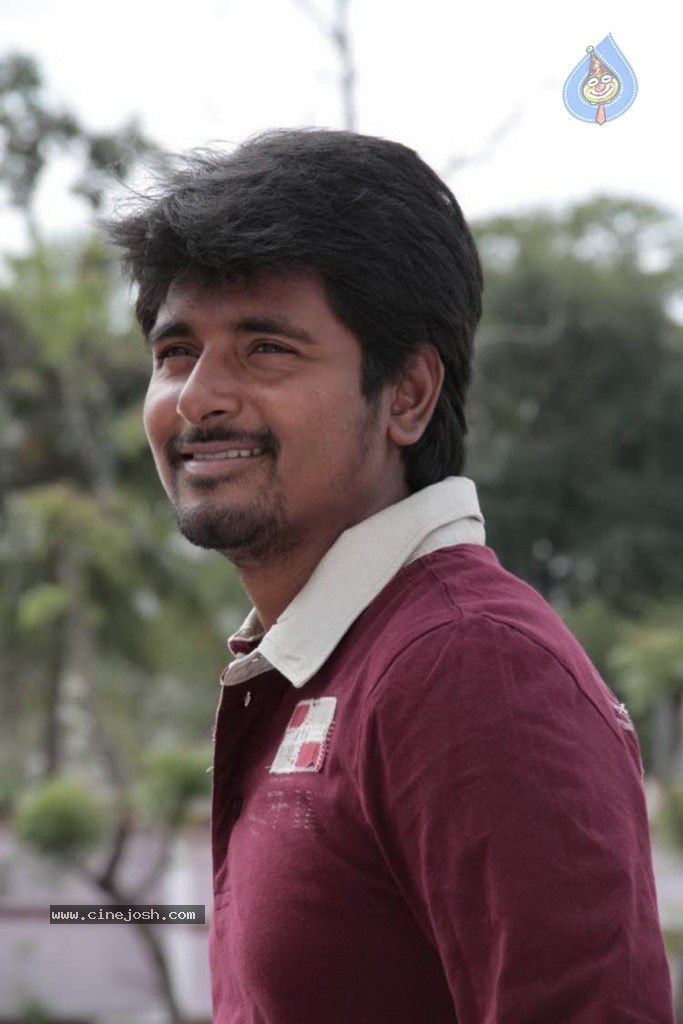 Marina Movie Stills - 14 / 87 photos