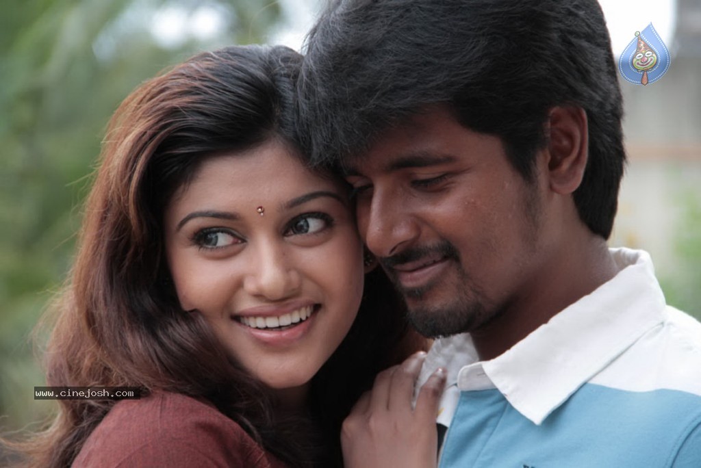 Marina Movie Stills - 23 / 87 photos