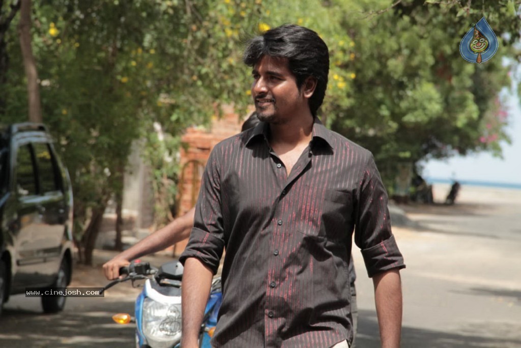 Marina Movie Stills - 75 / 87 photos