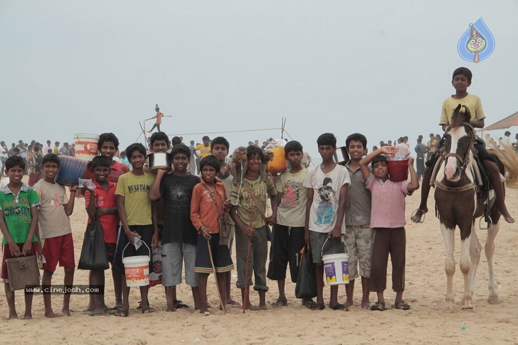 Marina Tamil Movie Stills - 45 / 46 photos