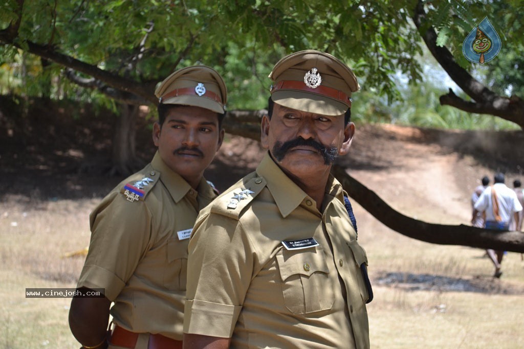 Maru Visaranai Tamil Movie Stills - 25 / 66 photos
