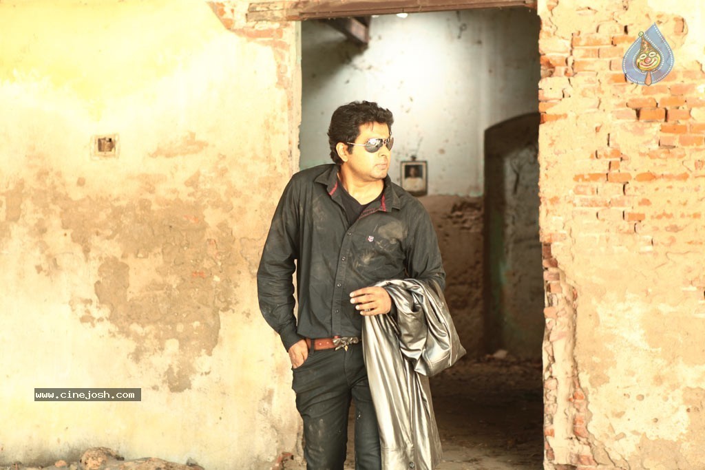 Mask Movie New Stills - 19 / 99 photos