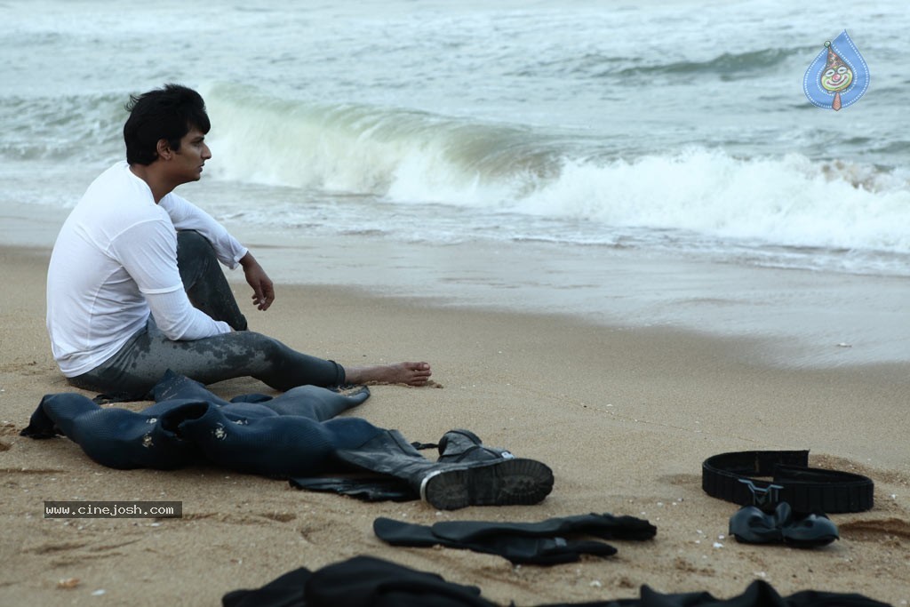 Mask Movie New Stills - 24 / 99 photos